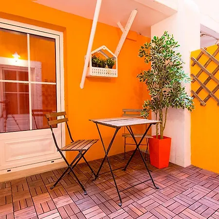 Santana Terrace By Homing Apartment